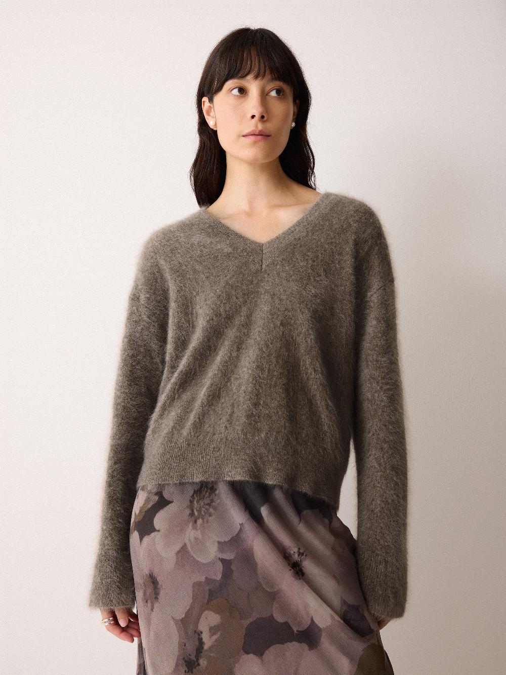 Jigsaw Halo Cashmere V Neck Jumper Taupe