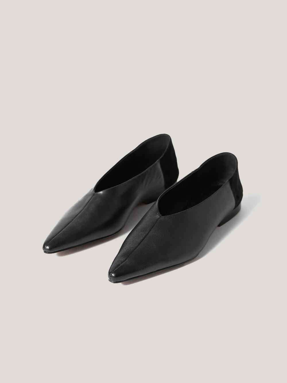 Jigsaw Linnie Flat Pointed Ballerina Black