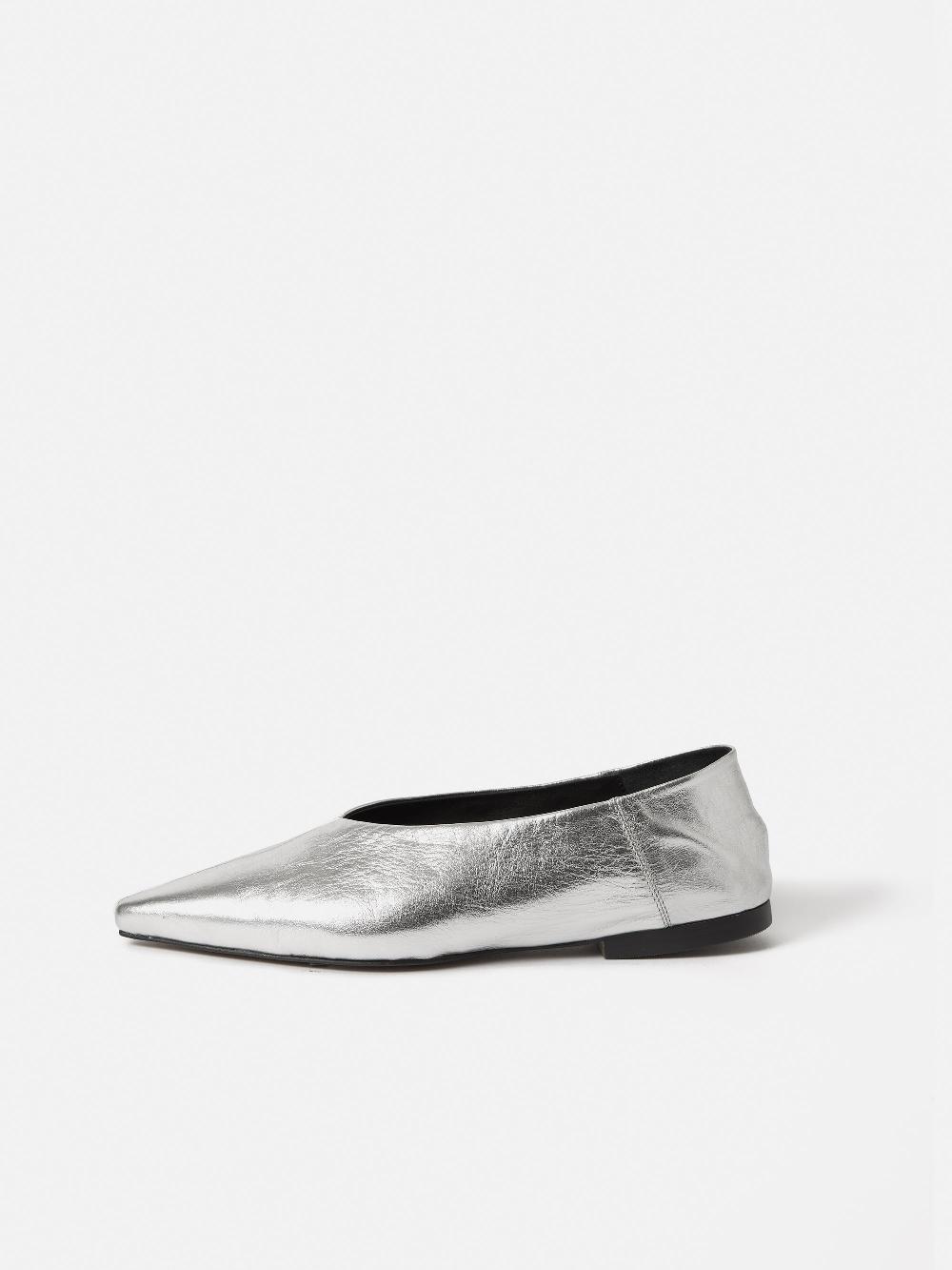 Jigsaw Linnie Flat Pointed Ballerina Silver