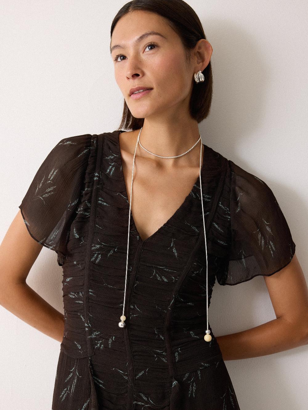 jigsaw Long Resin Bead Necklace SILVER