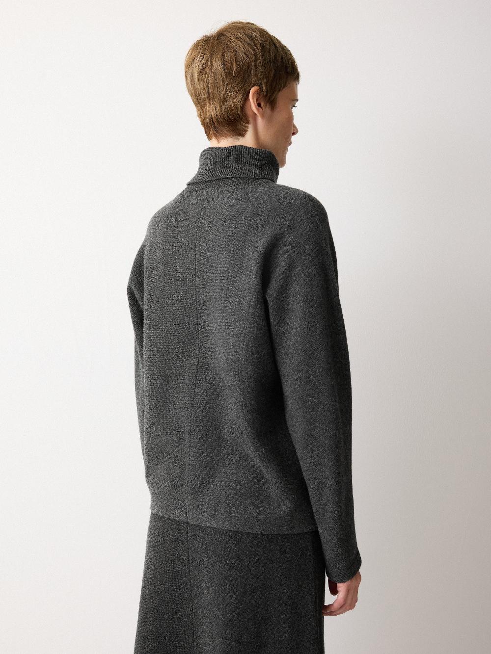 Jigsaw Overlap Seam Detail Jumper Charcoal