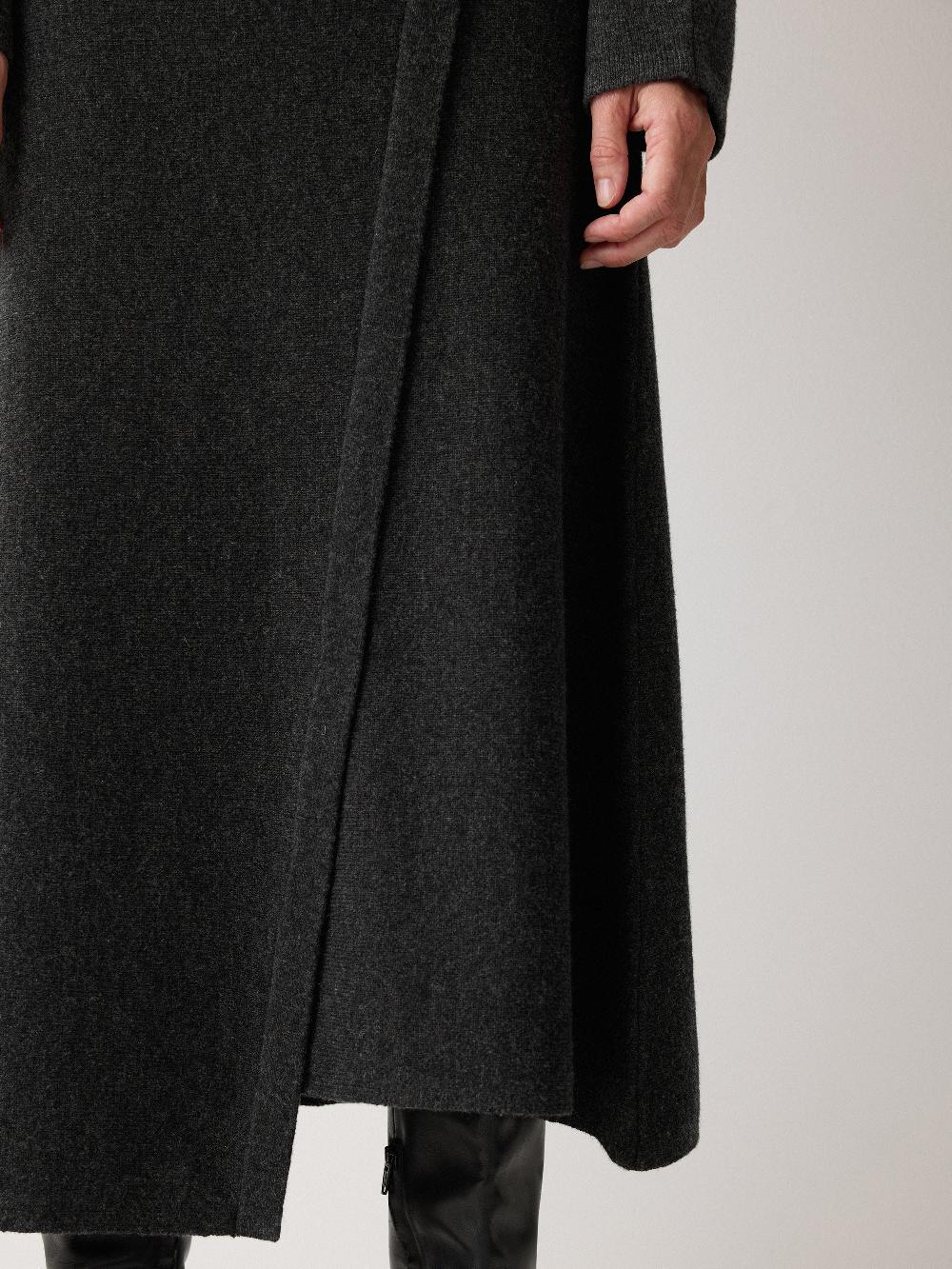 Jigsaw Overlap Seam Detail Skirt Charcoal