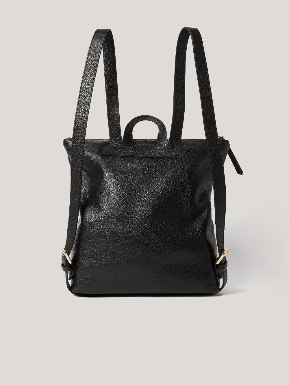 Jigsaw Pebble Leather Backpack Black