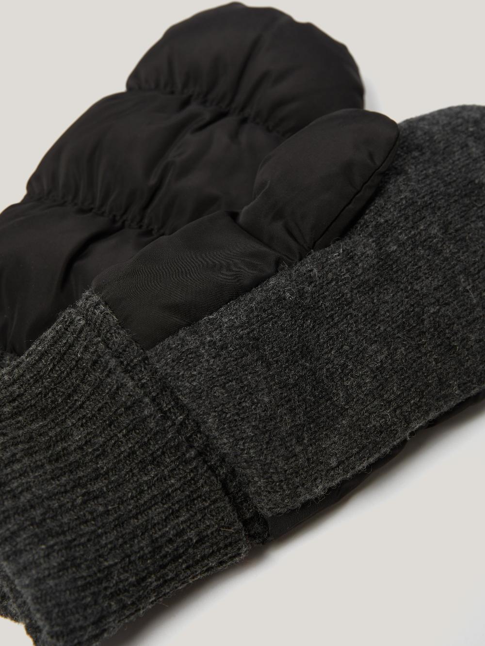 Jigsaw Puffer Mittens Black