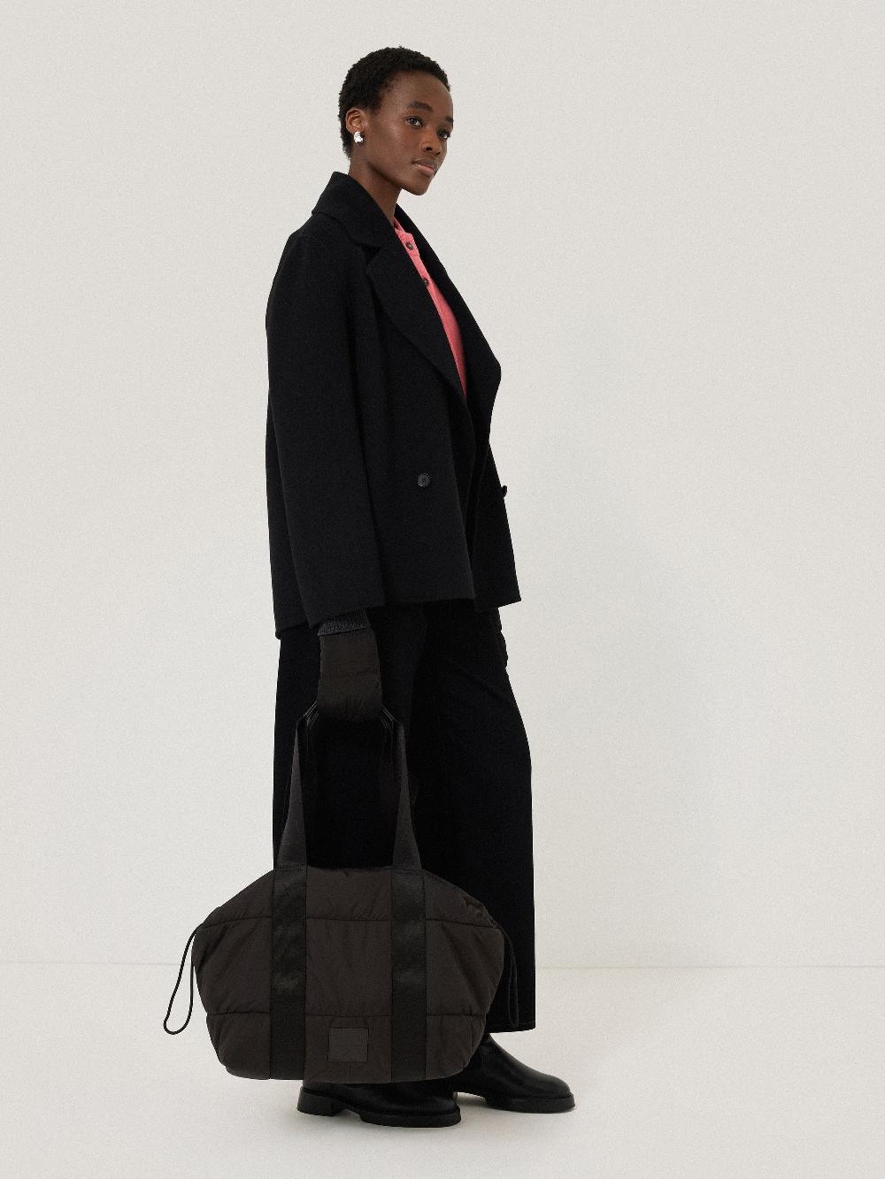 Jigsaw Puffer Mittens Black