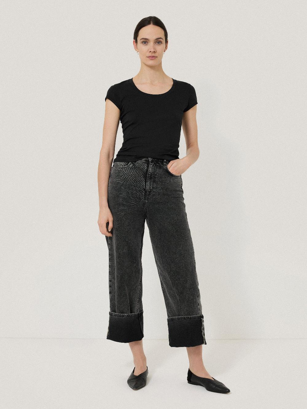 Jigsaw Supima Cotton Scoop Neck Tee Black