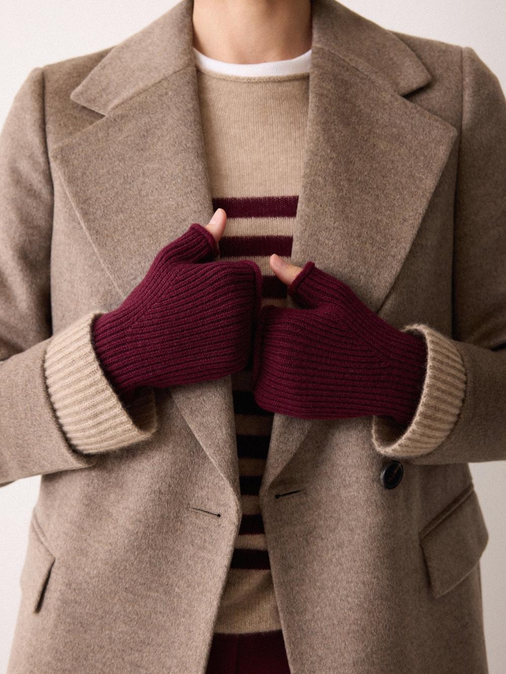jigsaw Wool Cashmere Blend Mitten Burgundy