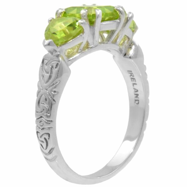 Jmh Peridot 3 Stone Celtic Ring 1168