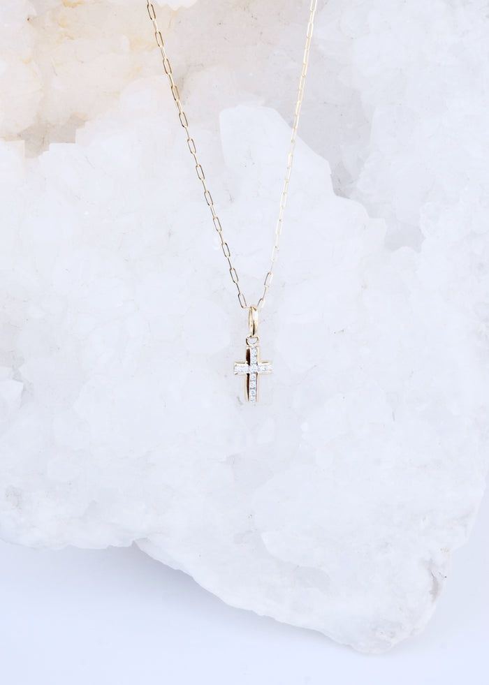 Jnb Pave Diamond Cross On Florence Chain