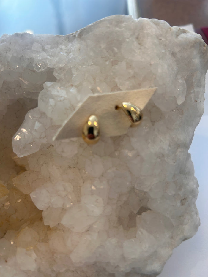 jnb Thick Dome Huggies 14K Gold