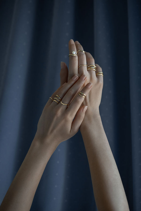 Joanna Laura Constantine FEMININE WAVES SET OF TWO PAVE RINGS