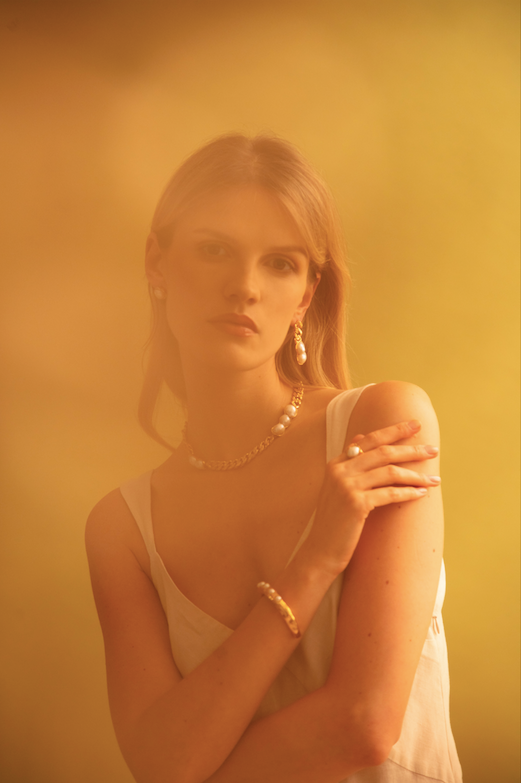 Joanna Laura Constantine GOLD PLATED STATEMENT WAVE RING WITH PEARL