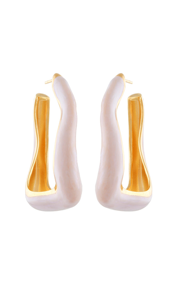 joanna laura constantine LARGE WAVE HOOP EARRINGS WITH PEARL ENAMEL