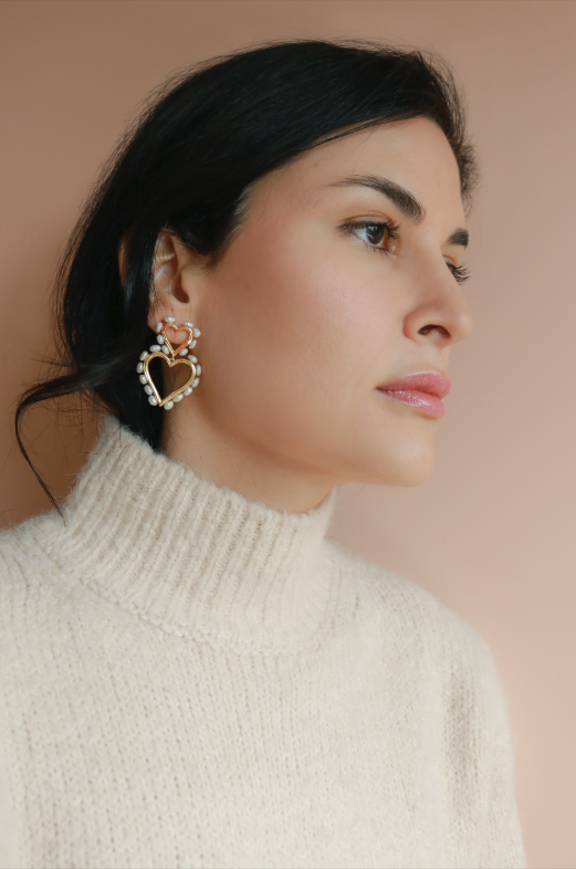 Joanna Laura Constantine MINI DOUBLE HEART STATEMENT PEARL EARRINGS
