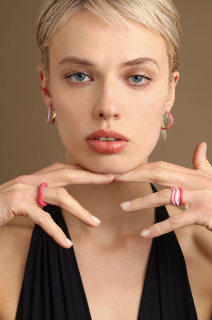 Joanna Laura Constantine WAVE HOOP EAR SET WITH ENAMEL