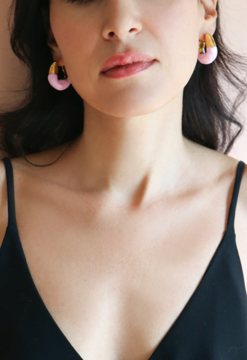 Joanna Laura Constantine WAVE HOOP EARRINGS WITH HALF ENAMEL