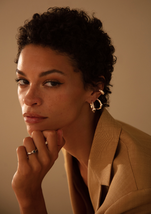 Joanna Laura Constantine WHITE RHODIUM EAR-SET WITH BLACK SPINEL STONE