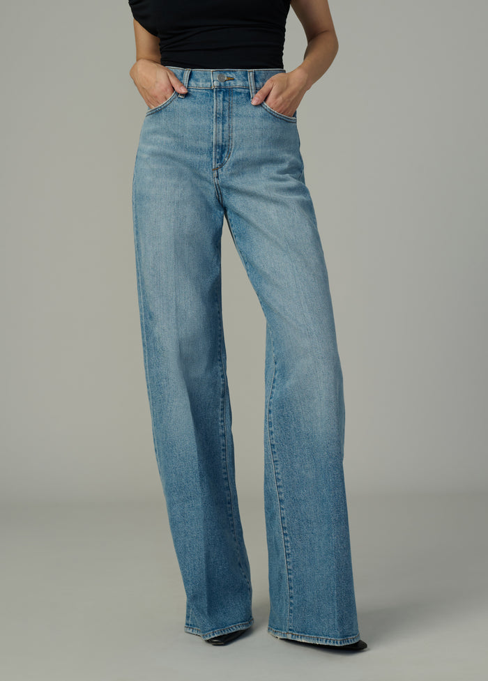 Joe's THE MIA PETITE VISIONARY