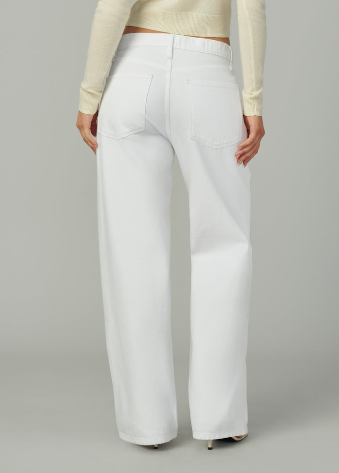 Joe's THE RYAN WHITE