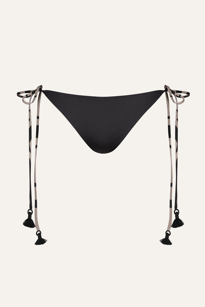 Johanna Ortiz Sagrado Bikini Bottom