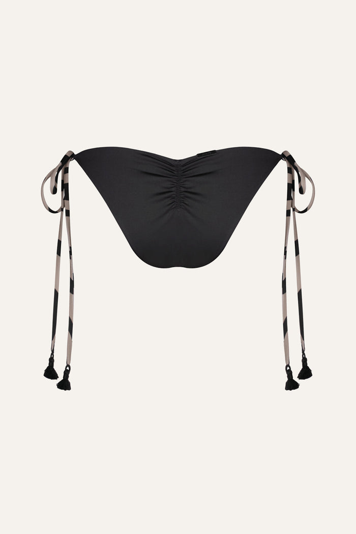 Johanna Ortiz Sagrado Bikini Bottom