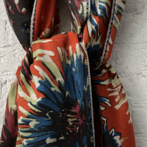 John Derian 2272 Scarf In Orange Add To Cart Details 33.4" X 76.7" 75% Wool 25% Cashmere Handmade in India. Care Dry Clean Only   Celebrated For Their Unique Wool Stoles Printed Bags And Cardigans ÉPICE Was Founded By Danish