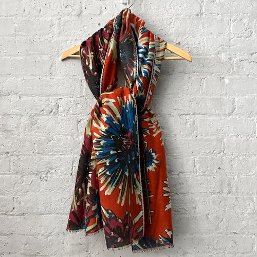 john derian 2272 Scarf in Orange Add to cart Details 33.4" x 76.7" 75% Wool 25% Cashmere Handmade in India. Care Dry clean only   Celebrated for their unique wool stoles printed bags and cardigans ÉPICE was founded by Danish