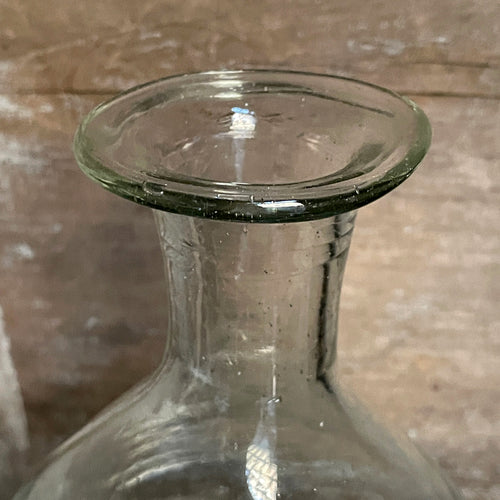 John Derian Bistrot Rond Carafe Add To Cart This Piece can Be Used As A Carafe Wine Decanter Or Vase. DetailsRecycled Glass Handblown Each Item Will Feature Unique Variations Made In France Tunisia And Turkey Please Note That B