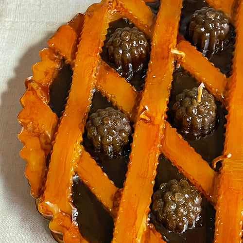 John Derian Crostata Diam Itu Cioccolato Blackberry Pie Candle Add To Cart Details Approx. 9" W X 1.4" H Paraffin Wax Each Item Will Feature Unique Variations Made In Italy Care Remove All Paper Before Burning. Not Intended Fo