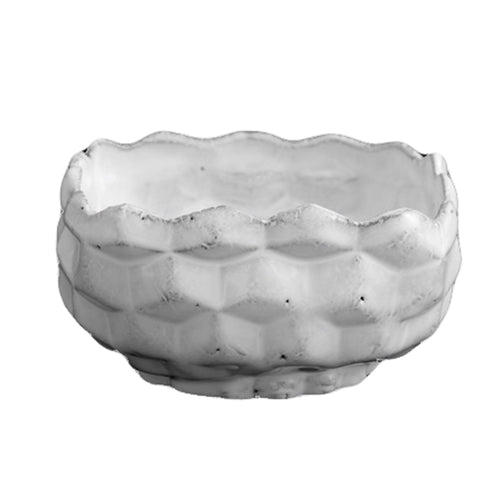 john derian Cube Medium Cup Without Handle Add to cart Tasse Moyenne sans Anse Details 4.1" x 4.1" x 2.4" Black Terra Cotta with White Enameled Glaze Each item will feature unique variations Made in Paris Care Dishwasher safe on