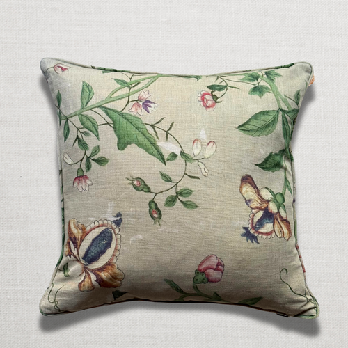 john derian Custom John Derian for Pierre Frey "Le Paravent Chinois" Pillow in "Chantilly Cream" (#17) Add to cart This custom-made pillow is covered in John Derian for Pierre Frey "Le Paravent Chinois" fabric featuring a floral