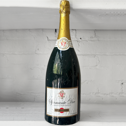 john derian Extra Large Spumante Sparkling Wine Bottle Candle Add to cart Details  15.5" H Paraffin Wax Each item will feature unique variations Box not included Made in Italy Care Remove All Paper Before Burning. Not intended