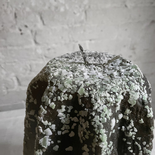 John Derian Large Verona Pandoro Chocolate Cake Candle Add To Cart Details Approx. 6" W X 7" H Paraffin Wax Each Item Will Feature Unique Variations Made In Italy Care Remove All Paper Before Burning. Not Intended For Children.