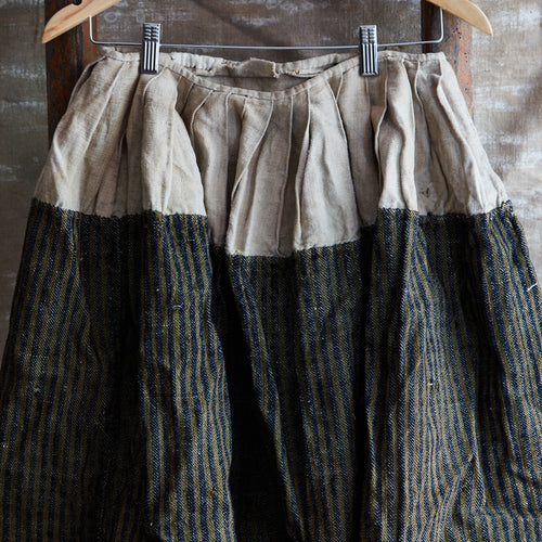 John Derian Late 19th Century French Skirt (No.1) Add To Cart Details Approx. Waist: 26"  Length: 30" Wool