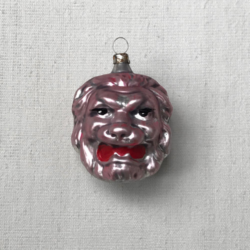 john derian Nostalgic Lion Head Ornament Add to cart All Holiday ornaments and items are final sale and are not eligible for return or exchange. Details 3" W x 2.5" H Glass Handmade in Poland Item embraces unique imperfectio