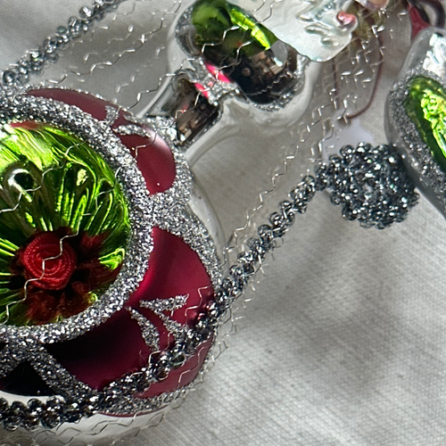 John Derian Nostalgic Victorian Tree Topper With Two Birds Add To Cart All Holiday Ornaments And Items Are Final Sale And Are Not Eligible For Return Or Exchange.  This Treetopper Is A Festive And Nostalgic Addition To Your Hol