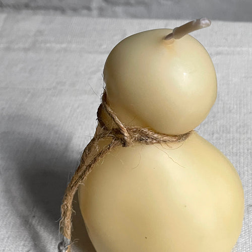 John Derian Scamorza Round Cow's Milk Cheese Candle Add To Cart Details 2.5" L X 2" W X 4.5" H Paraffin Wax Each Item Will Feature Unique Variations Made In Italy Care Remove All Paper Before Burning. Not Intended For Children.