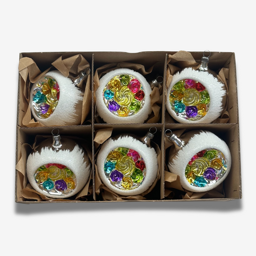 John Derian Set Of 6 Large Nostalgic With Snow Ornaments Add To Cart All Holiday Ornaments And Items Are Final Sale And Are Not Eligible For Return Or Exchange.  This Vintage Inspired Set Of 6 Multi-color Reflector Ornaments Is