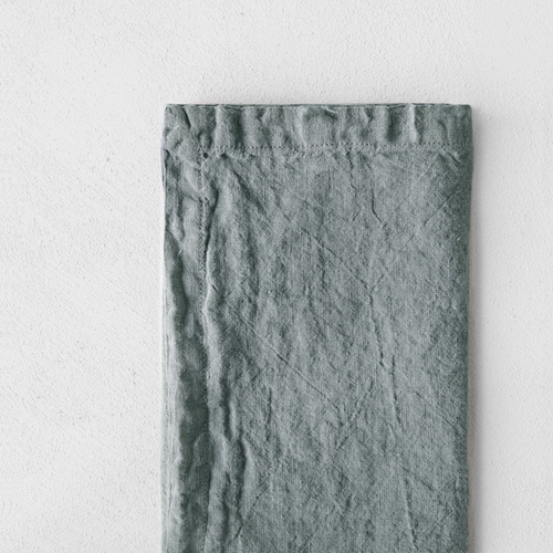 john derian Set of Six Basix Linen Napkins in Mare Add to cart This Basix Linen Napkin set in Mare are generously sized 45cm square linen napkins that have been pre-washed for a relaxed textural appeal. Mare an oceanic green blu