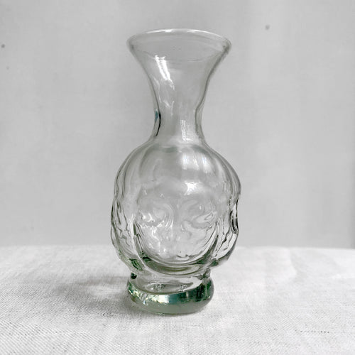John Derian Thibaut Bud Vase Add To Cart Details 2" L X 4" H Recycled Glass Handblown Each Item Will Feature Unique Variations Made In France Tunisia And Turkey Please Note That Because This Item Is Handmade The dimensions Wi