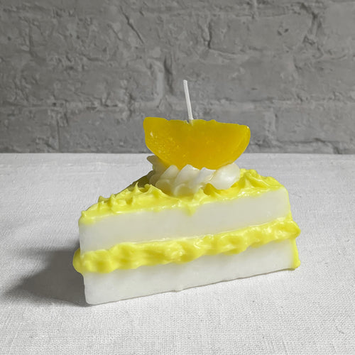 john derian Torta Limone Lemon Cake Slice Candle Add to cart Details 5.5" L x 4.5" H Paraffin Wax Each item will feature unique variations Made in Italy Care Remove All Paper Before Burning. Not intended for children.   Cereri