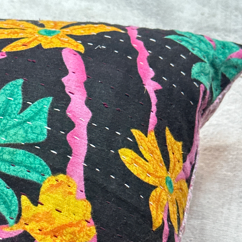 John Derian Vintage Sari Pillow (JFP-01) Add To Cart Jeanette Farrier Curates Exquisite Vintage Cotton Sari Fabrics From India Resulting In Her Exceptional Line Of Kantha Pillows And Blankets. This One-of-a-kind Pillow Is A Uniq