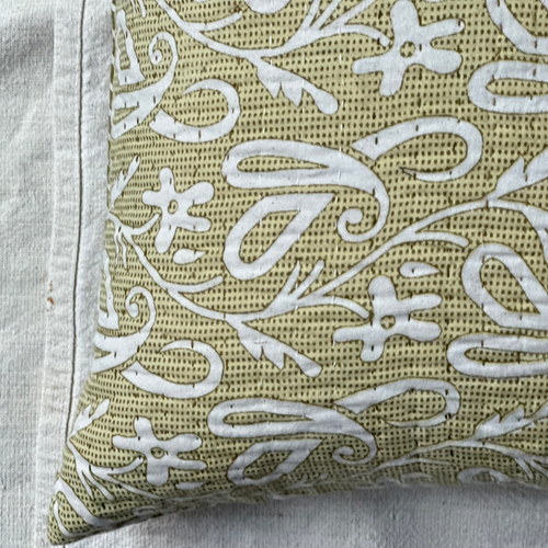 John Derian Vintage Sari Pillow (JFP-02) Add To Cart Jeanette Farrier Curates Exquisite Vintage Cotton Sari Fabrics From India Resulting In Her Exceptional Line Of Kantha Pillows And Blankets. This One-of-a-kind Pillow Is A Uniq