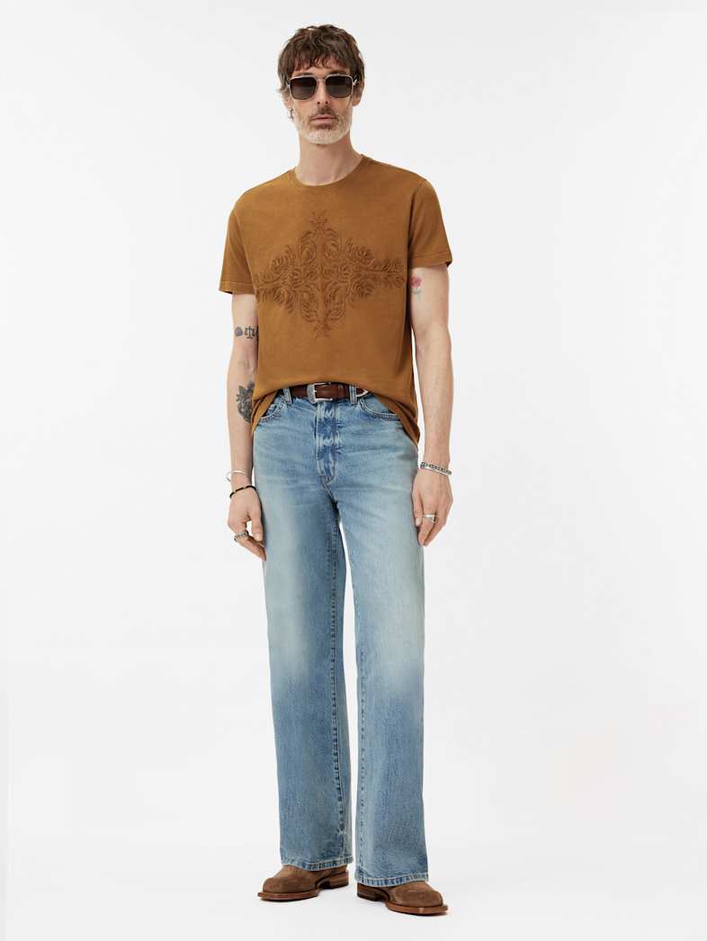 John Varvatos CENTER MOTIF TEE Clothing Tops Graphic Tees CENTER MOTIF TEE FLAX HEATHER