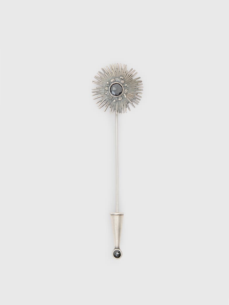john varvatos MONSTRANCE LAPEL PIN NO COLOR