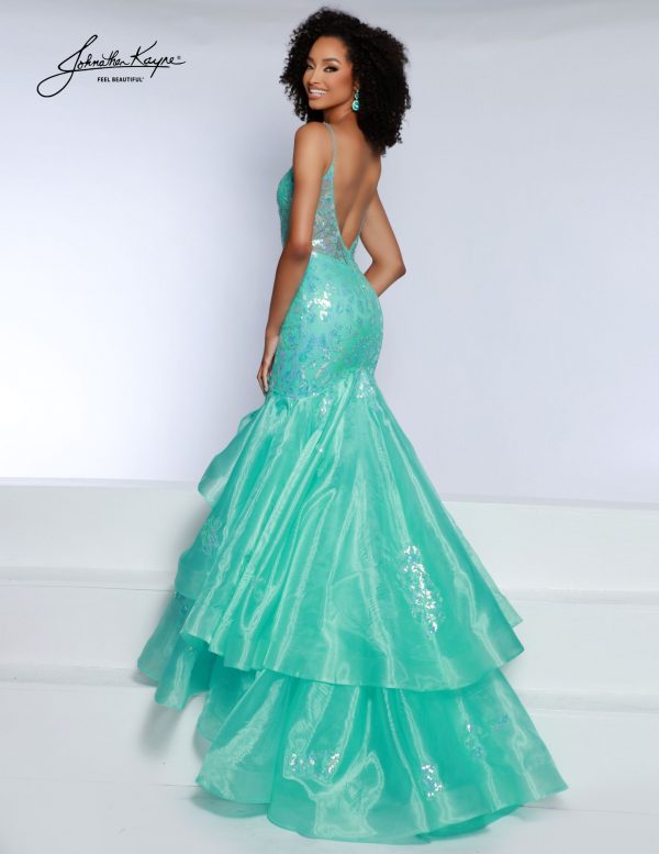 Legends Of The Runway DKS3 – KARA SAUN