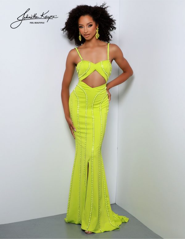 Legends of the Runway DNP1 – NORA