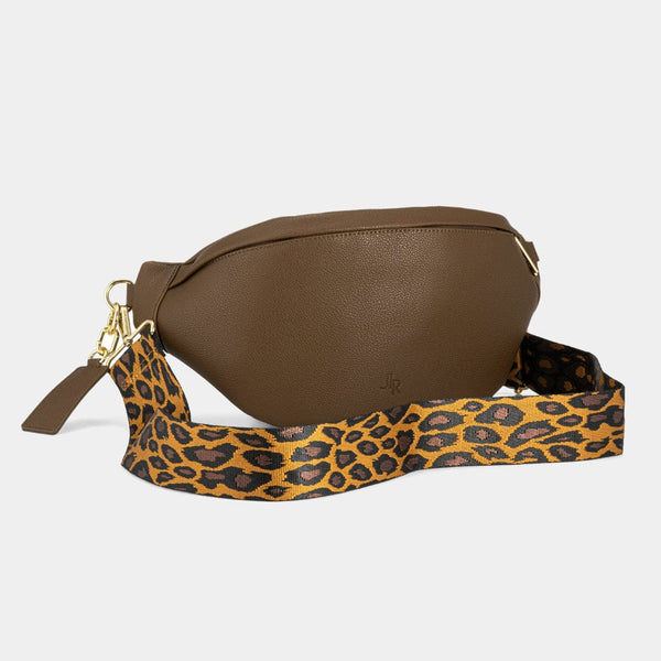 johnny loves rosie Hampstead Luxe Leather Sling Bag - Chocolate Brown