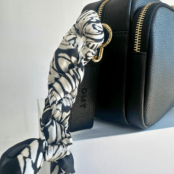 Johnny Loves Rosie Bloomsbury Scarf