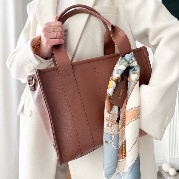 Johnny Loves Rosie Oxford Scarf